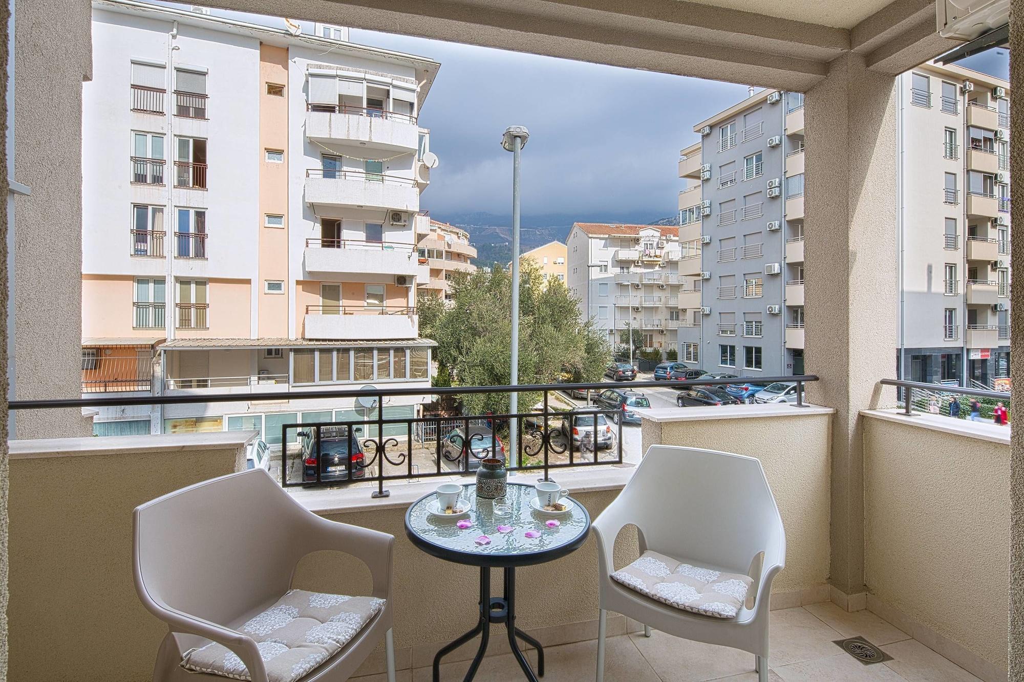 Le Marc Guest House Budva Dış mekan fotoğraf